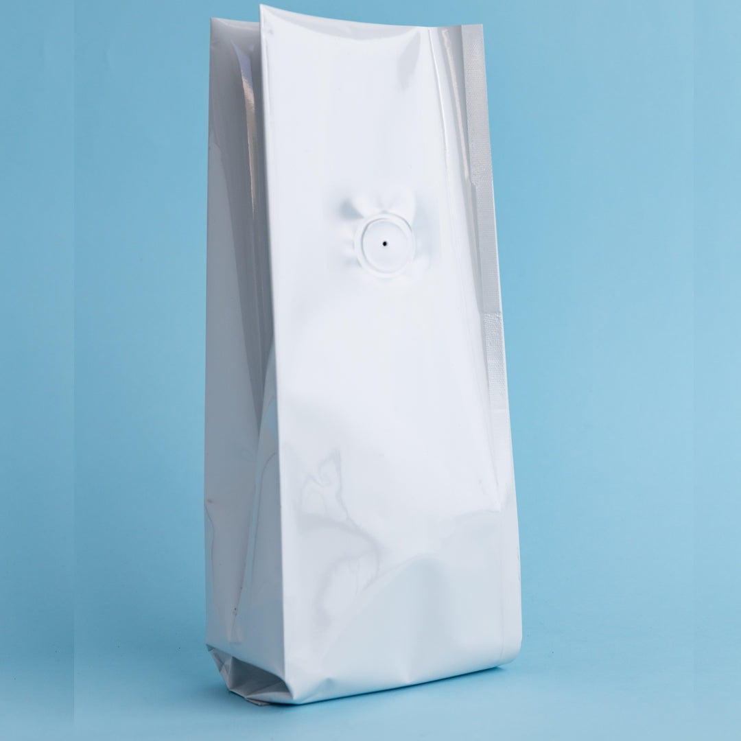Bolsa Trilaminada Blanca - Fuelle y Sello lateral (3 capas) - 2.2lb o 1Kg - 50 Unidades