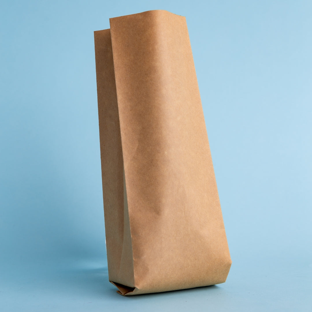 Bolsa Trilaminada acabado KRAFT, fuelle y sello lateral (3 capas) (1/2 Lb o 227g) - 50 Unidades